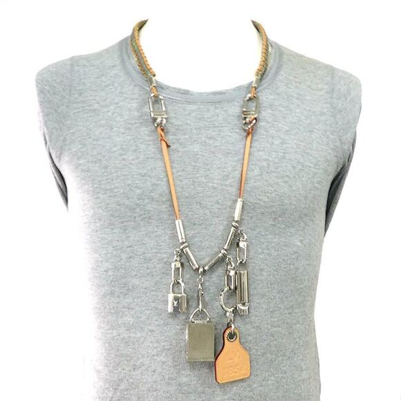 LOUIS VUITTON Beige Leather Necklace - Picture 1 of 5